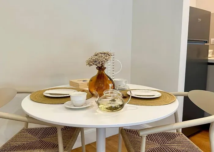 Elegant With Terrace In Balduina דירה *